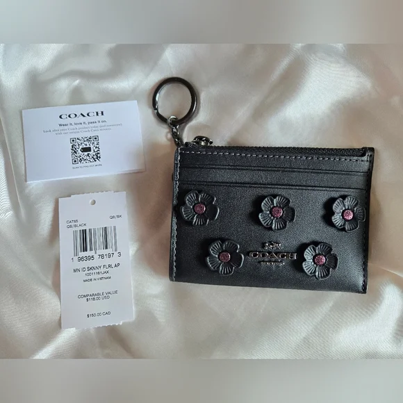 Coach Black Floral Keychain Card Holder NWT - Picture 2 of 7